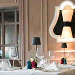 Wellnesshotel ...liebes Rot-flueh Отель
