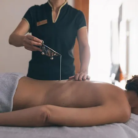 Wellnesshotel ...liebes Rot-flueh
