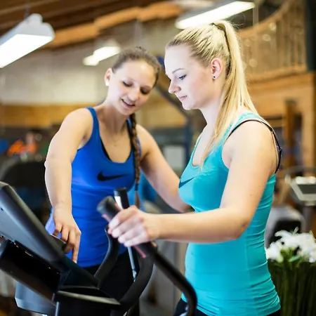 Wellnesshotel ...liebes Rot-flueh Hotel 4*
