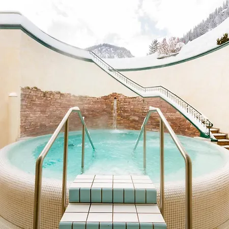 Wellnesshotel ...liebes Rot-flueh Otel 4*