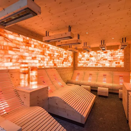 Wellnesshotel ...liebes Rot-flueh Otel 4*