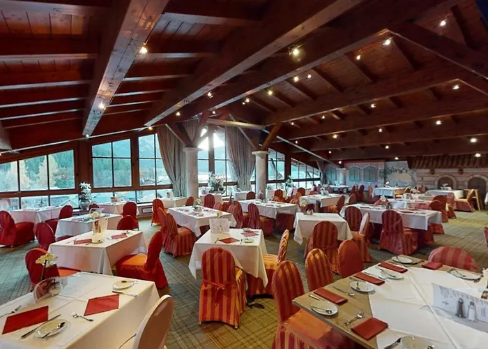 Wellnesshotel ...liebes Rot-flueh Szálloda