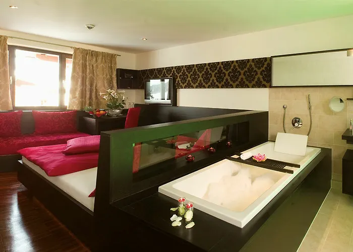 Wellnesshotel ...liebes Rot-flueh