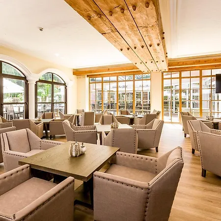 Wellnesshotel ...liebes Rot-flueh