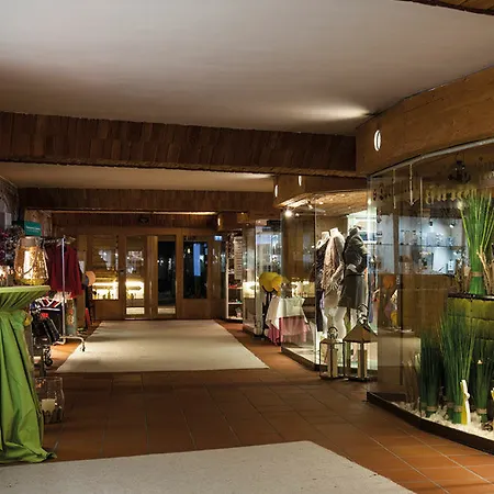 里尔比斯敖特夫健康酒店