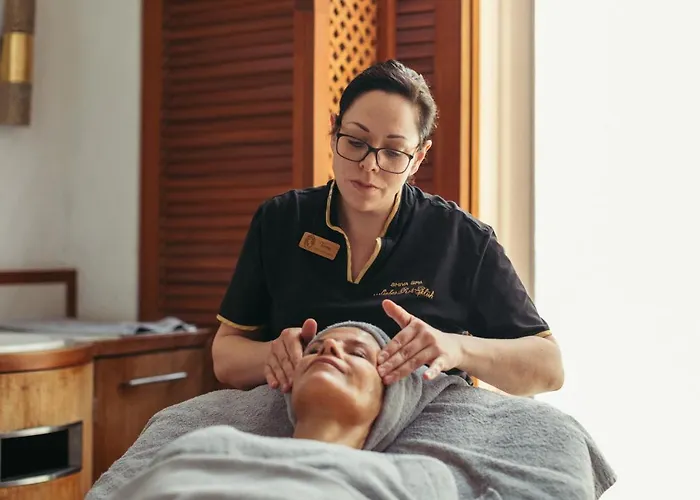 Wellnesshotel ...liebes Rot-flueh Hotel 4*